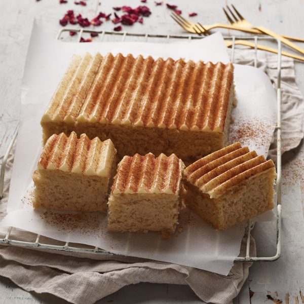 SARA LEE BANANA TRAY CAKE 1.8KG